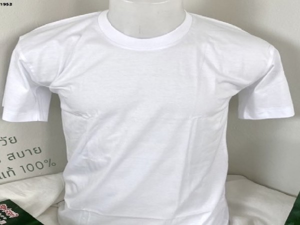 เสื้อคอกลมสีขาว